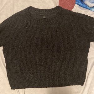 Cropped sweater, good condition